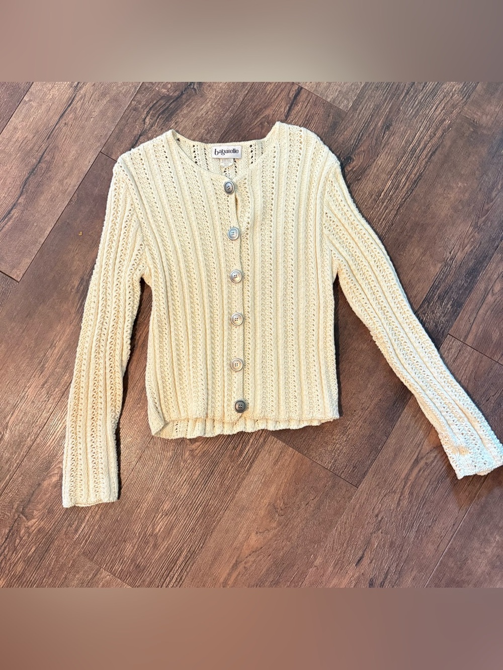 VTG 90’s cream Bagatelle open knit- crochet long sleeve cardigan